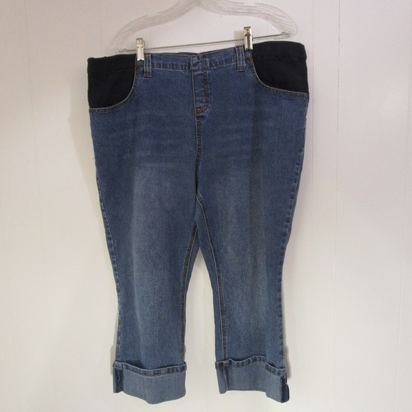 Anouncements Maternity Capri Jeans Size X-large - Picture 1 of 8